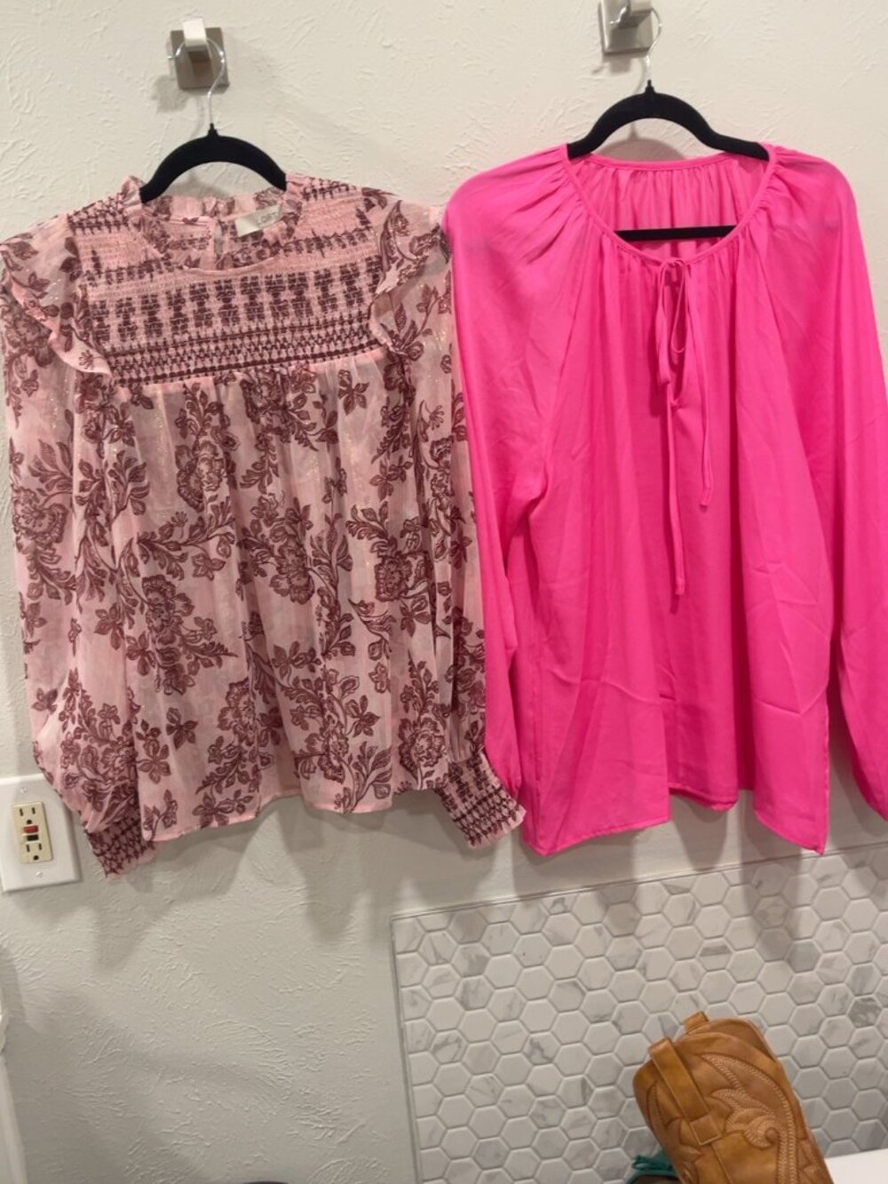 2-Piece Pink Blouse Bundle | LOFT Floral + Hot Pink Long Sleeve Tops M